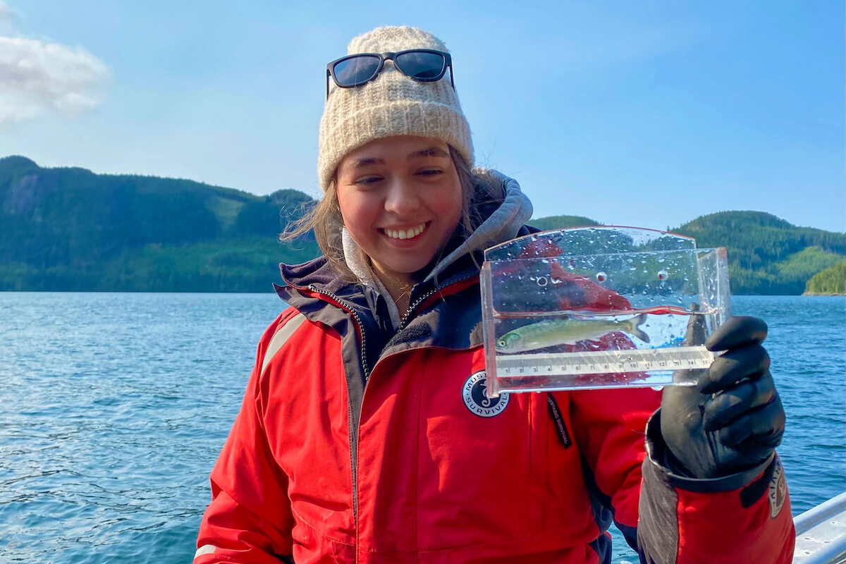 Anita - Centennial Scholarship recipient studying fish at an ocean for a research project