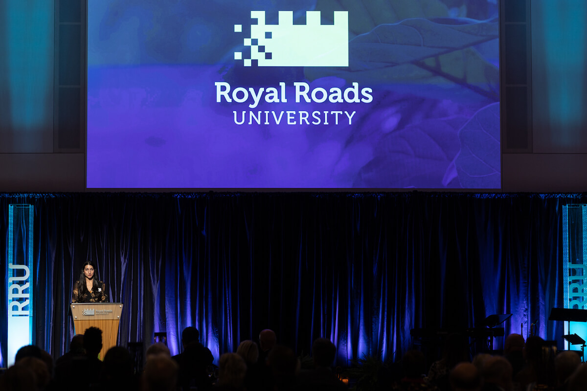 Emily Mulroney speaking at the Founder's Dinner - distance shot - RRU Budh Singh and Kashmir Kaur Dhahan Scholarship scholarship recipient